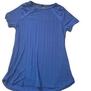 Staccato navy knit short sleeve top with lace